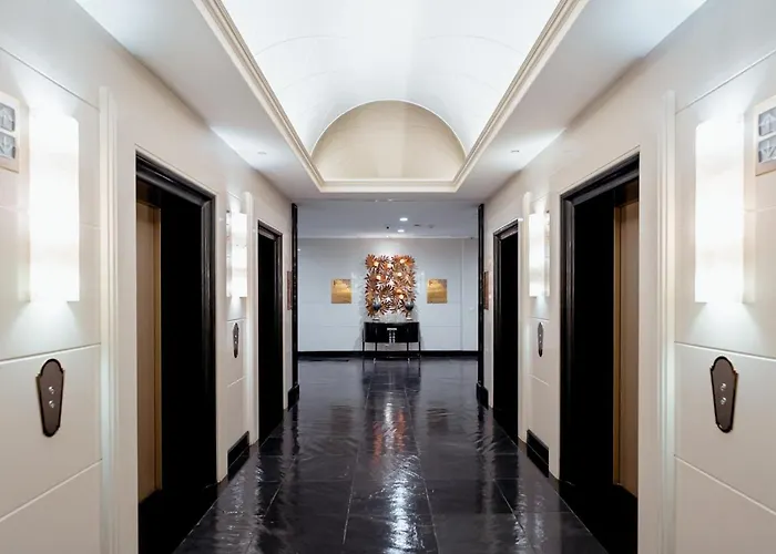 Hotel Grande Centre Point Ratchadamri 5*